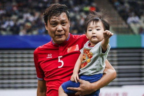 【星耀卡塔尔 逐梦世界杯】寄托一代球迷的青春与期待 37岁C罗将迎卡塔尔世界杯首秀
